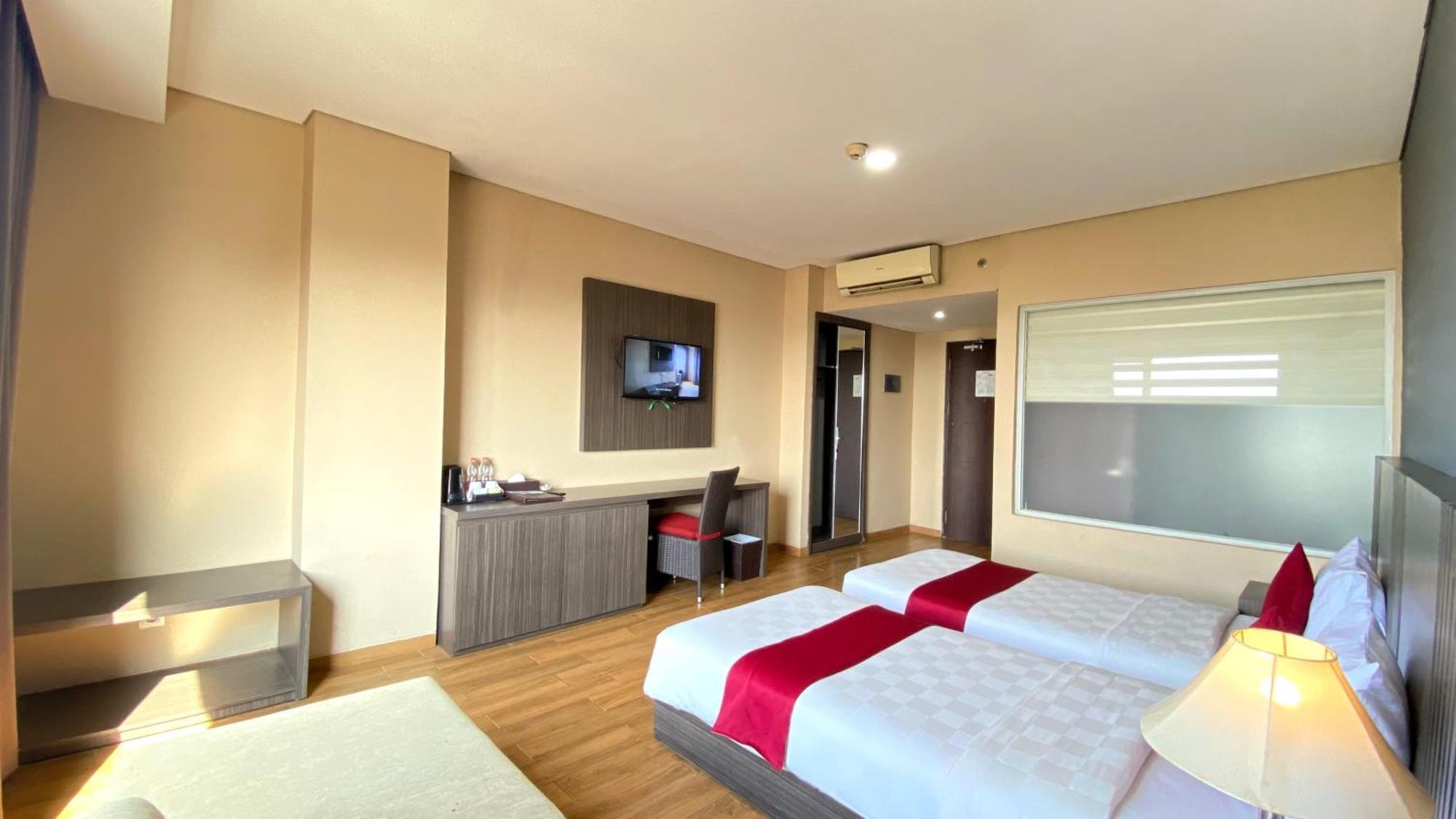 Merapi Merbabu Hotels Bekasi Zewnętrze zdjęcie